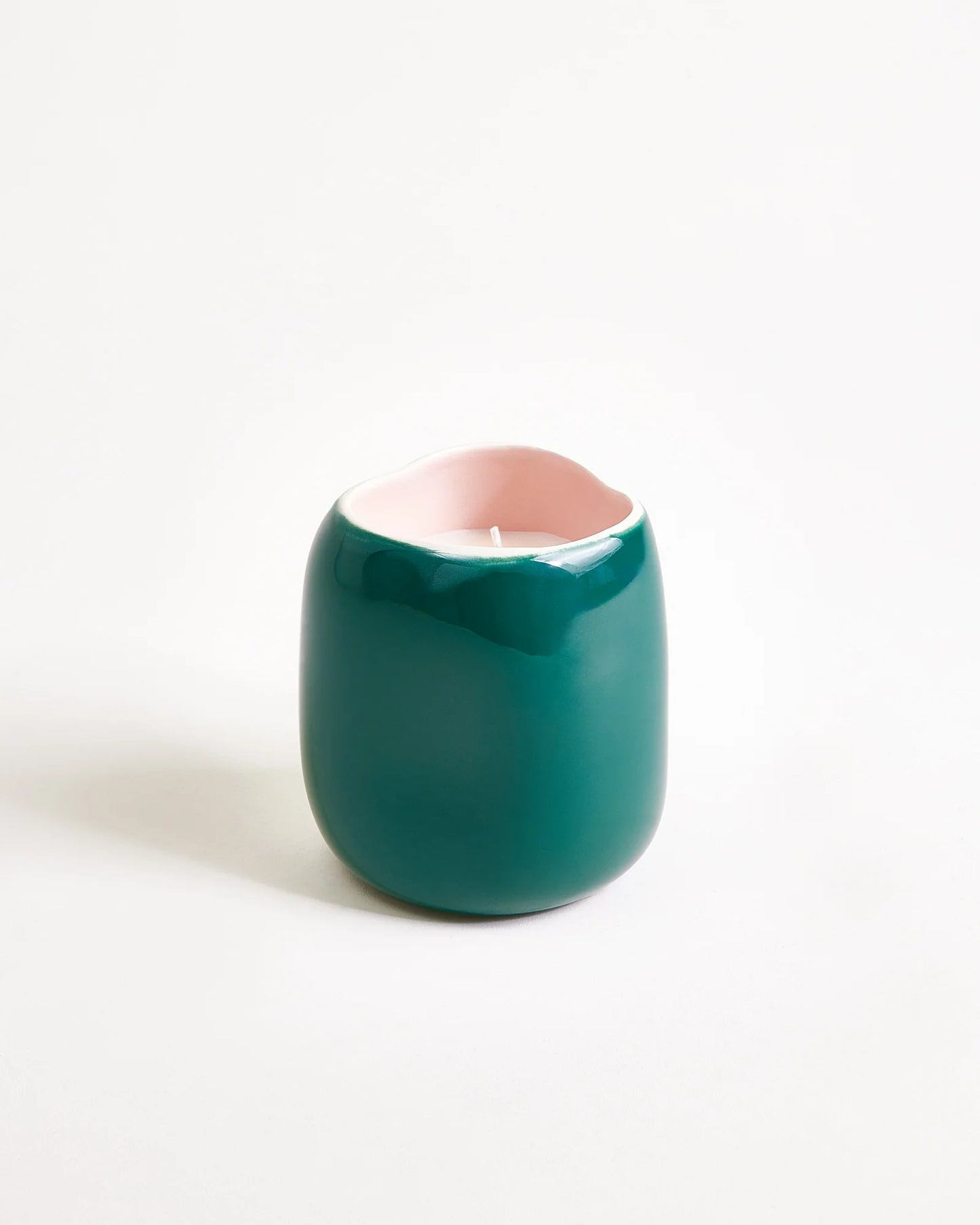 João - scented candle "Cedar Glow" dark green rose